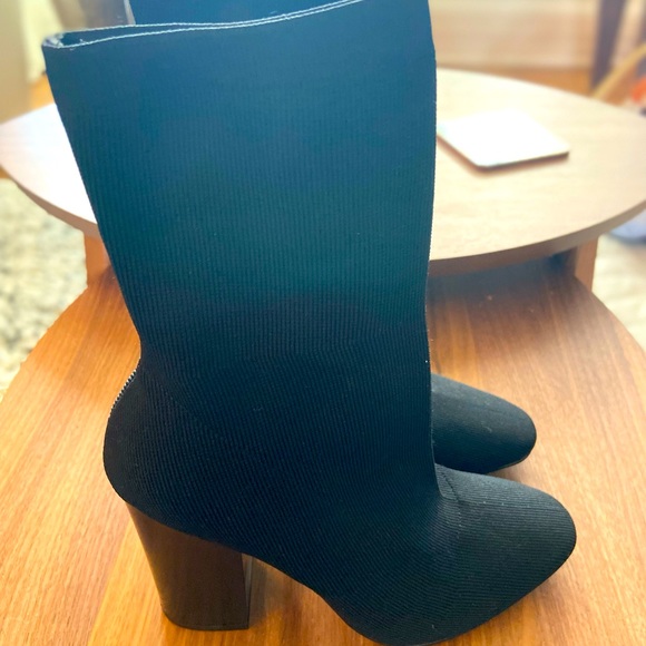 Kendall and Kylie sock boots - Picture 2 of 4